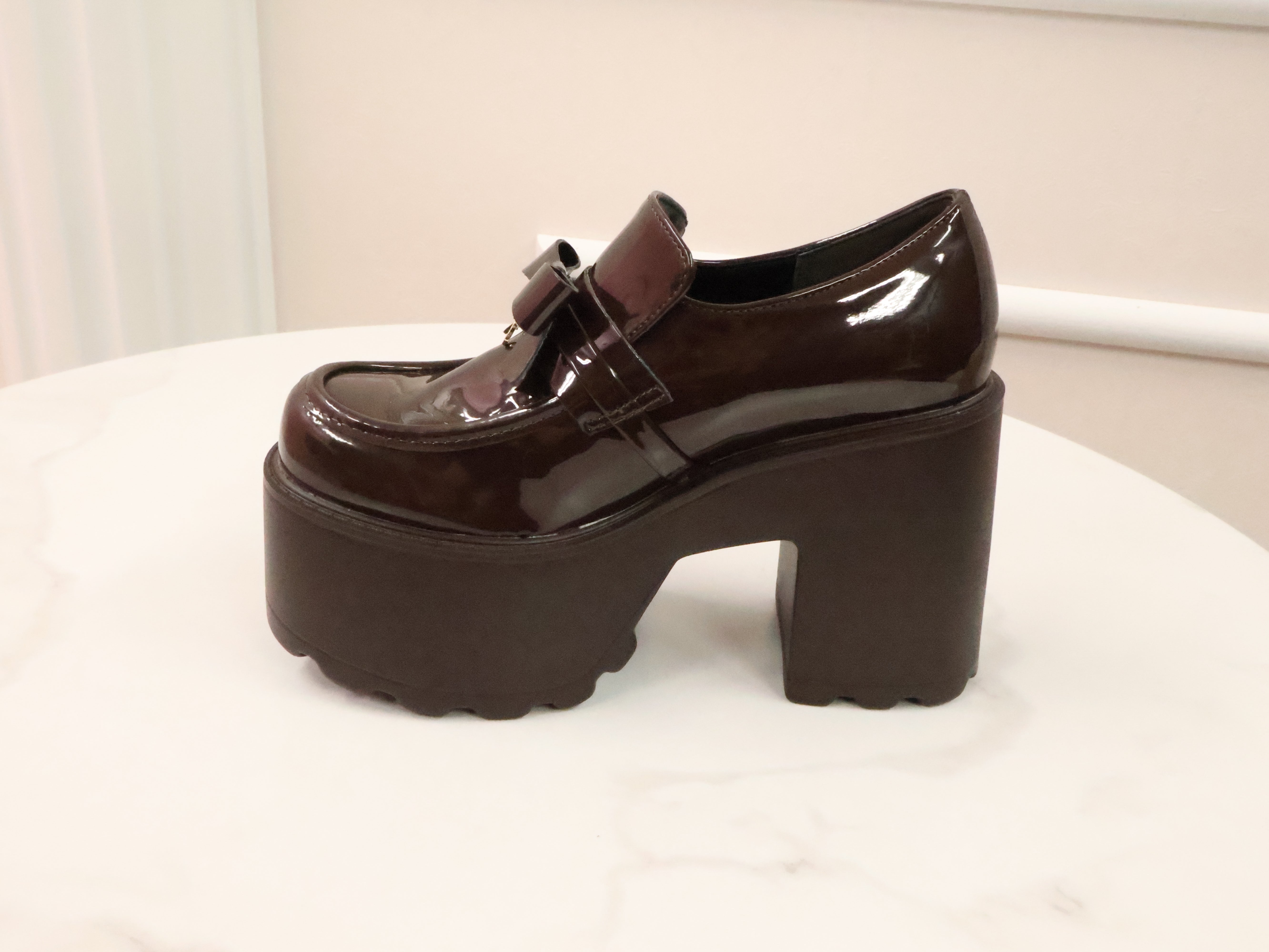 《LAFARY》ロゴリボン厚底ローファー