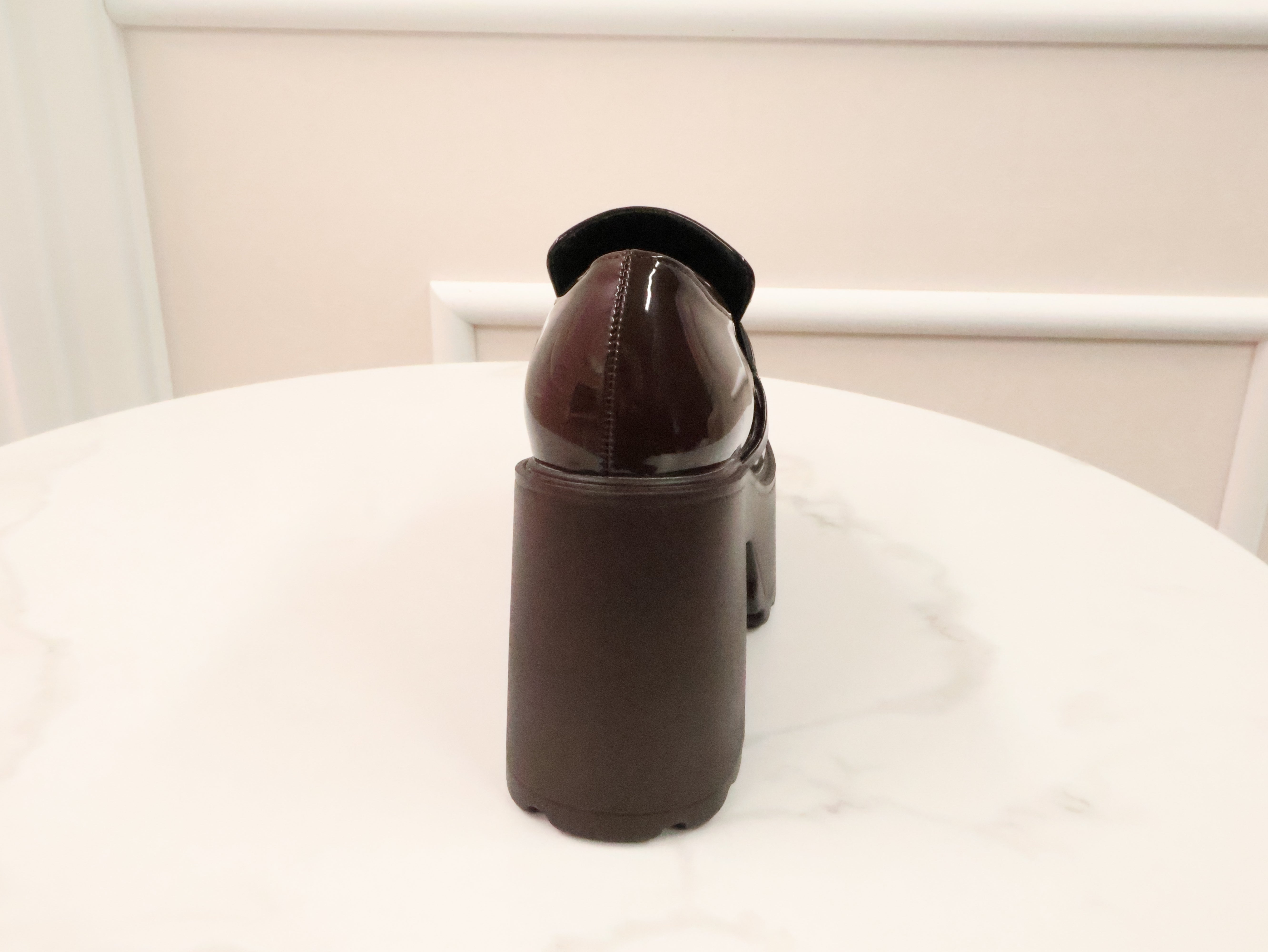 《LAFARY》ロゴリボン厚底ローファー