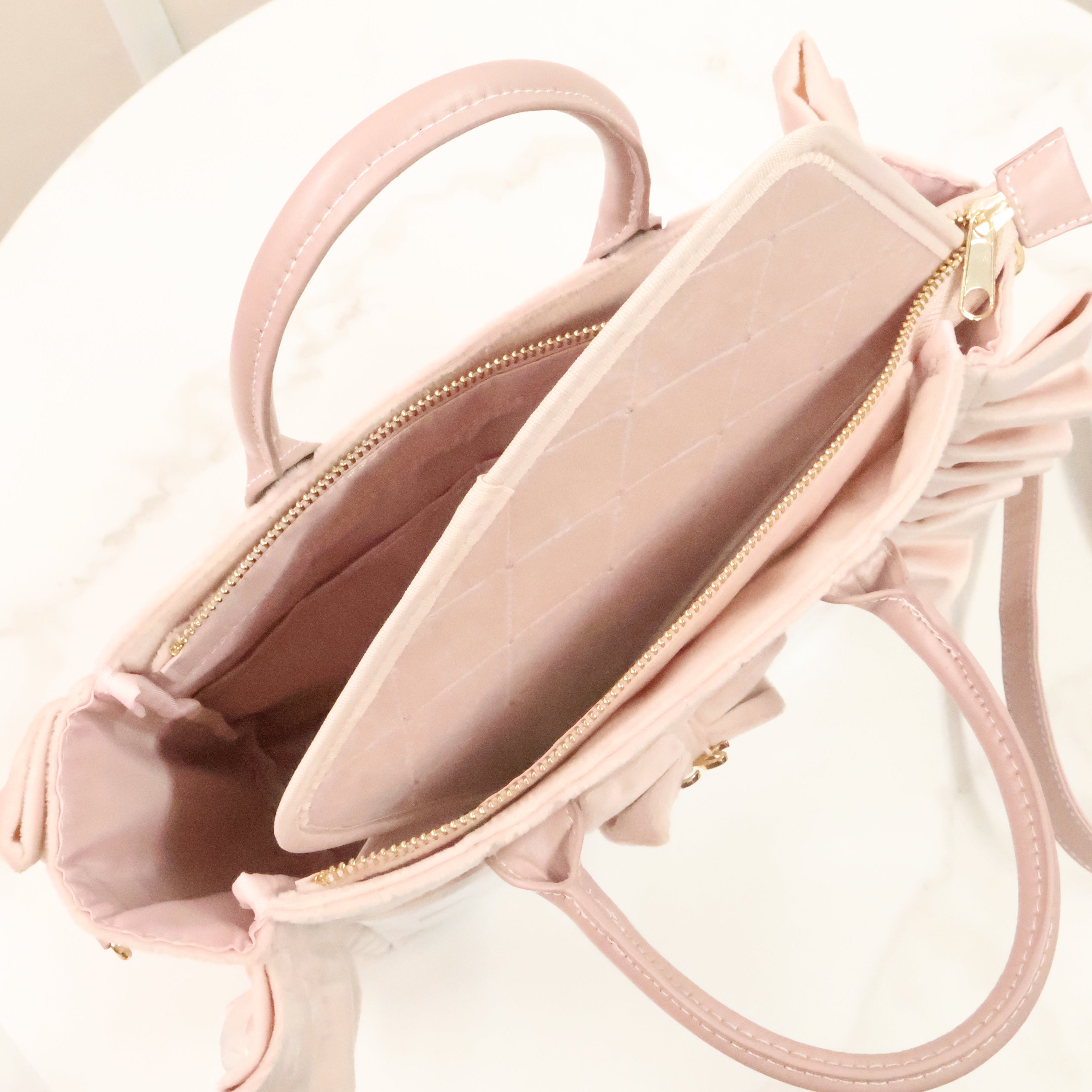 《LAFARY》ベルベットフリルバッグ