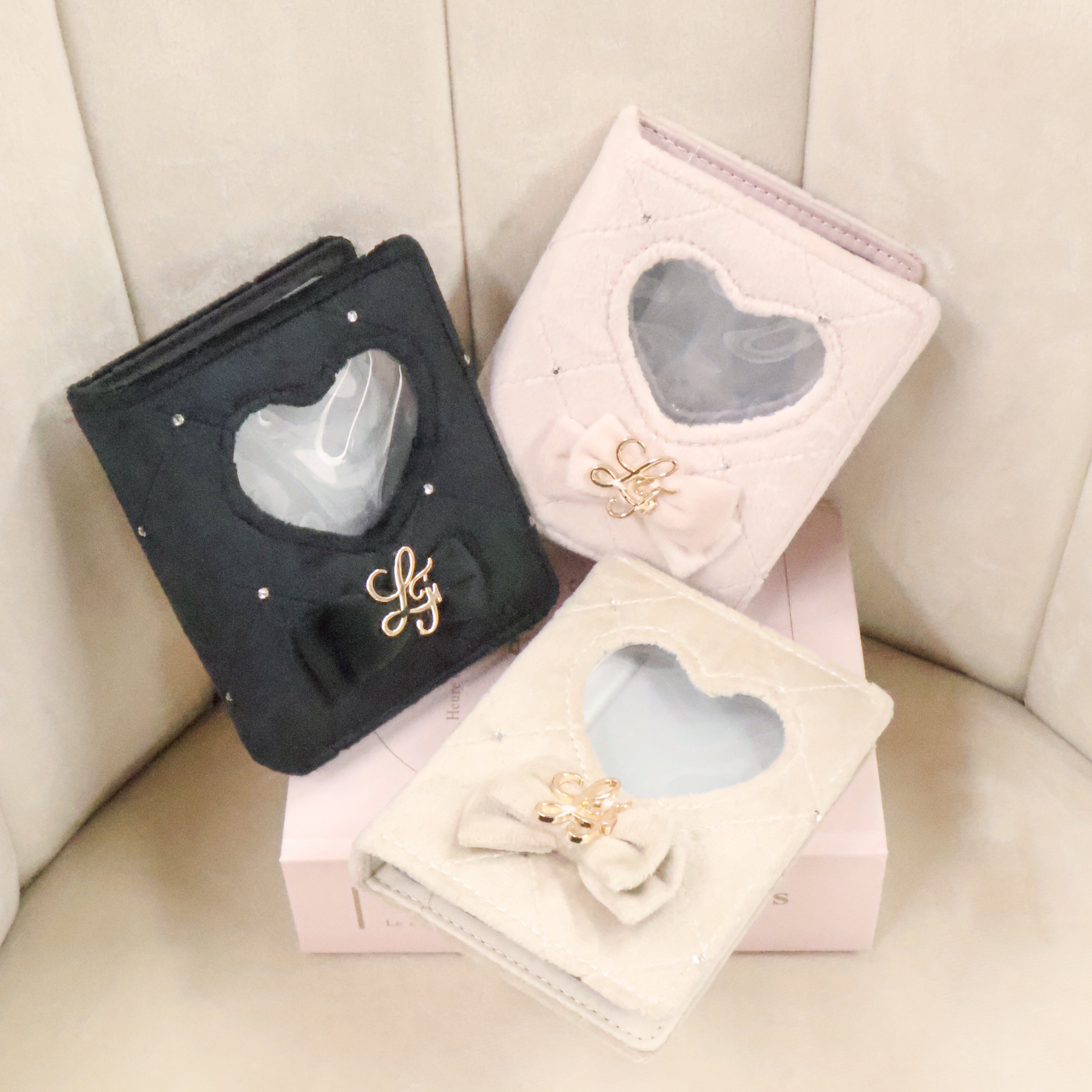 《LAFARY》ベルベットコレクトブック