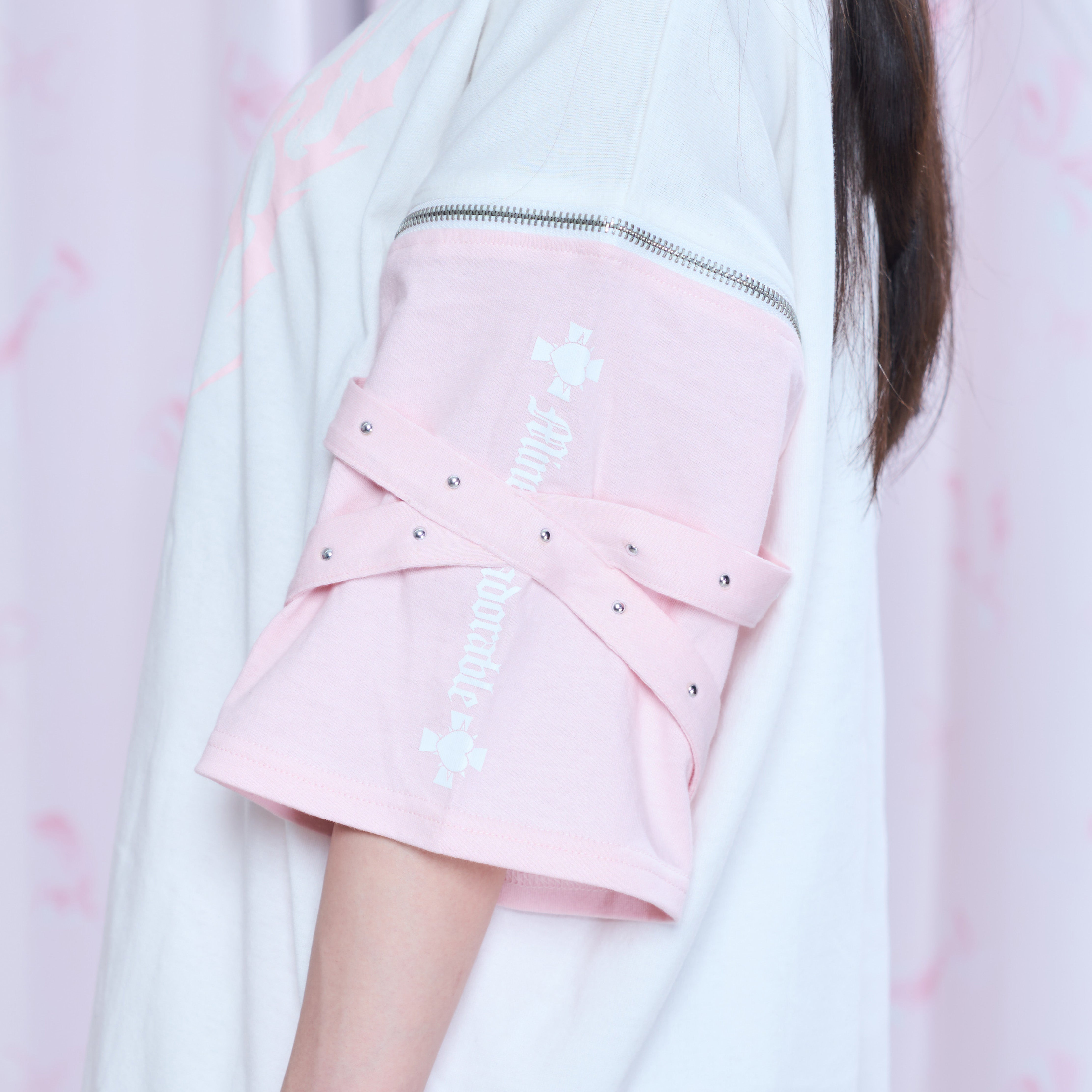 《mine》BrattYジップTシャツ
