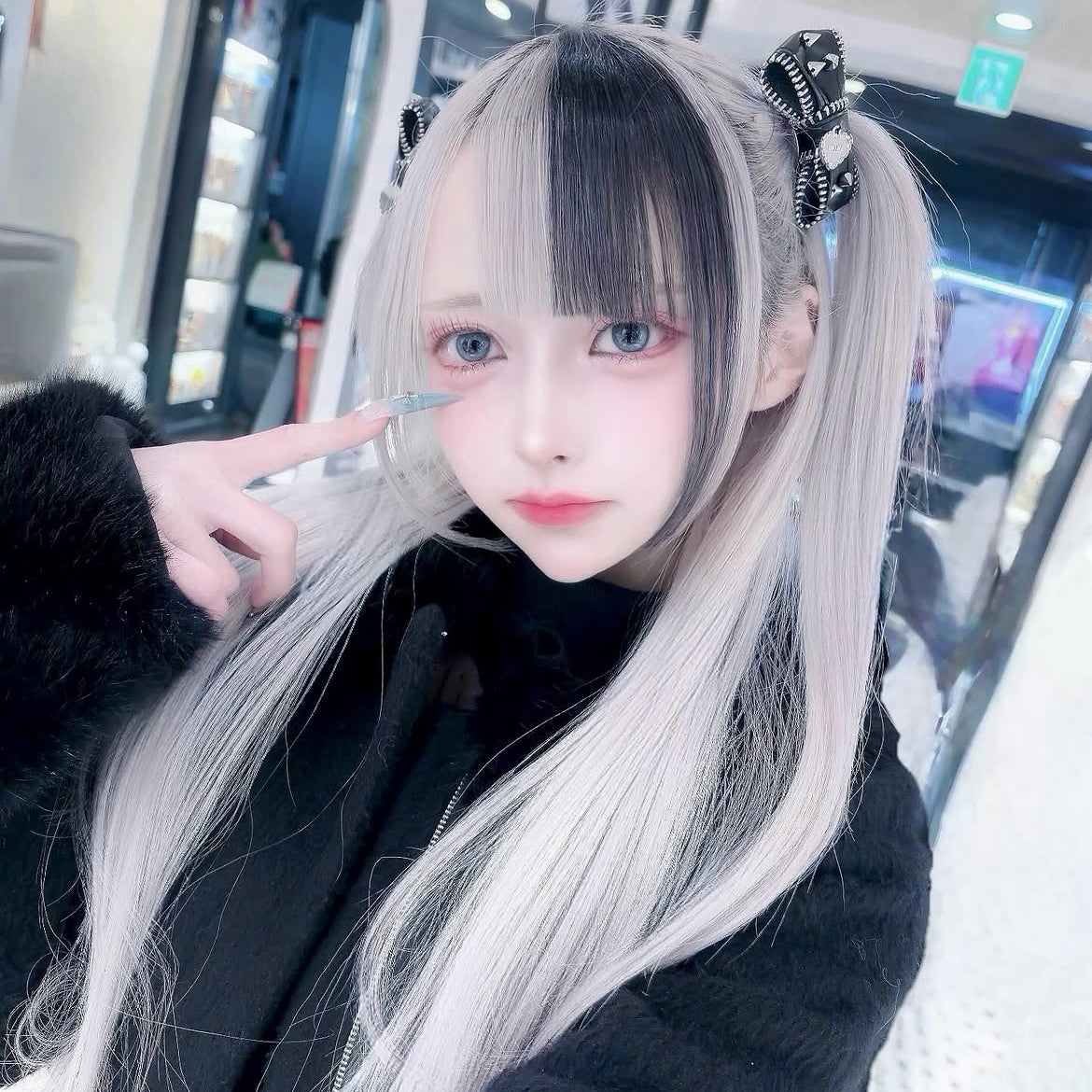 《mine》スパイクレザーリボン