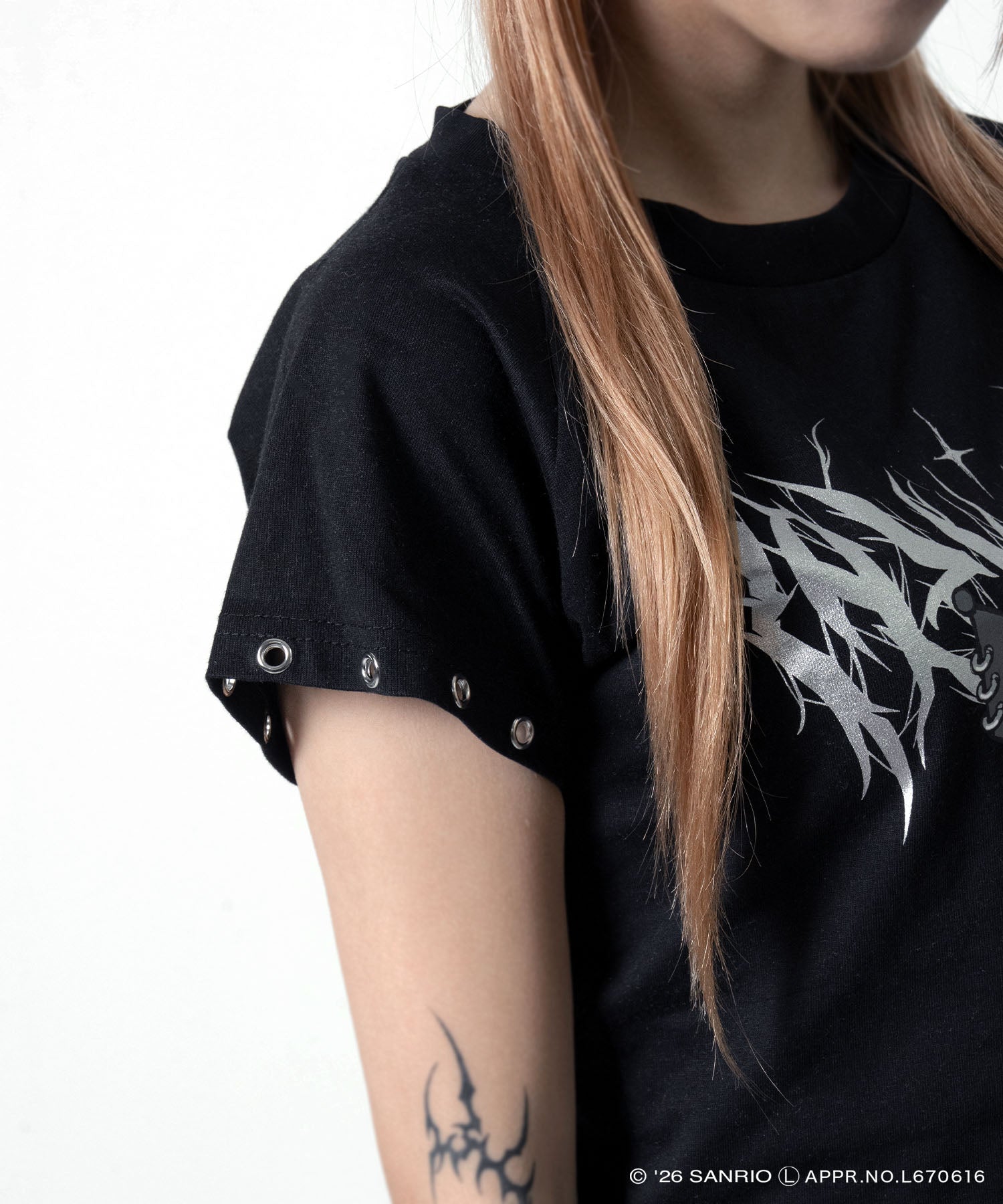 【LAZY SLAY】クロミ×LAZYSLAYクロップドTシャツ
